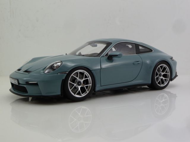 Porsche 911 (992) S/T