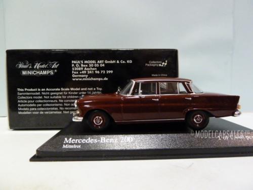 Mercedes-benz 200 (w110)