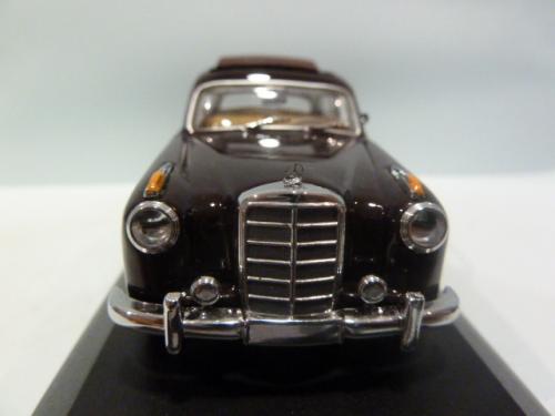 Mercedes-benz 220 s (w 180)