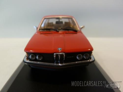 BMW 323i Saloon