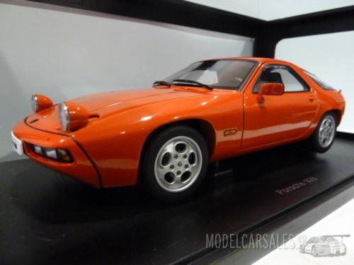 Porsche 928