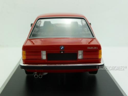 BMW 323i (e30)