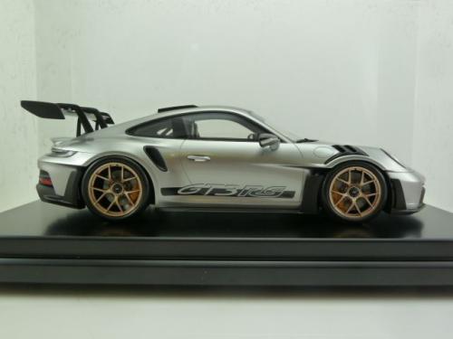 Porsche 911 (992) GT3 RS Weissach Package