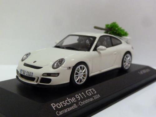 Porsche 911 (991) GT3 w/ Christmas Tree