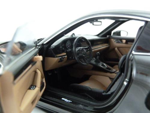 Porsche 911 (992) S/T
