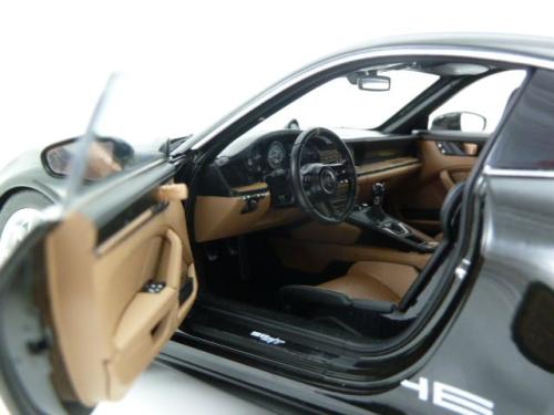 Porsche 911 (992) S/T