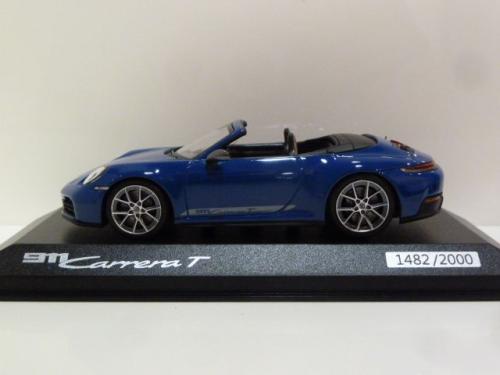 Porsche 911 (992.2) Carrera T Cabriolet