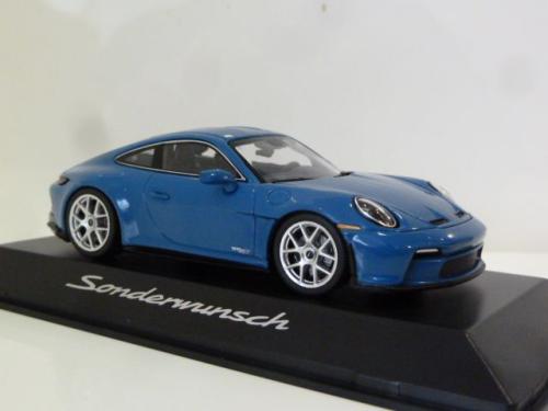 Porsche 911 (992) S/T