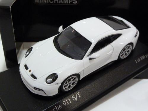 Porsche 911 (992.1) S/T