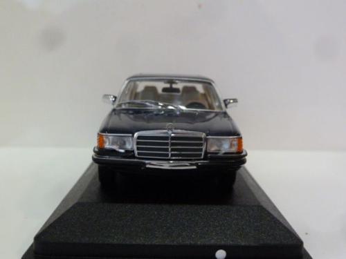 Mercedes-benz 450 SEL 6.9 (w113) Mercedes-benz 450 SEL 6.9 (w113)