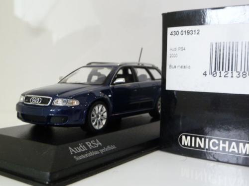 Audi RS4 Avant (B5) Audi RS4 Avant (B5)