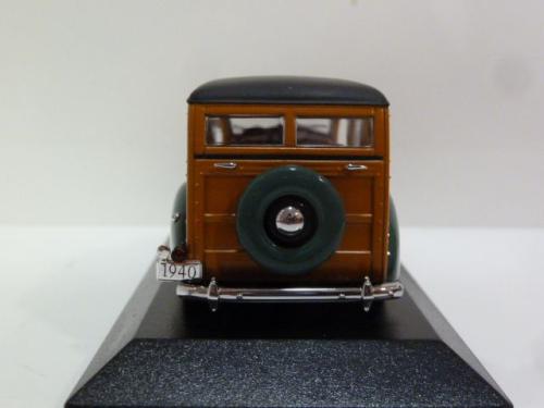 Ford V8 De Luxe Woody STW