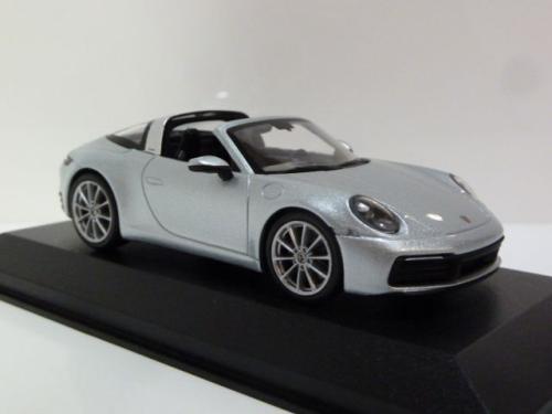 Porsche 911 (992) Targa 4S Porsche 911 (992) Targa 4S
