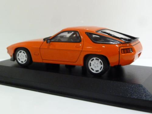 Porsche 928 S