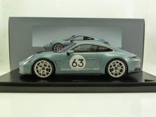 Porsche 911 (992) S/T Heritage Design #63